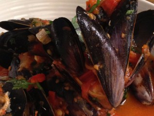 Mussels with Tomatoes and White&nbsp;Wine